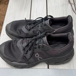 On Running Men’s Athletic Shoes in Black